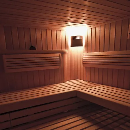 魏斯克罗伊茨酒店 酒店