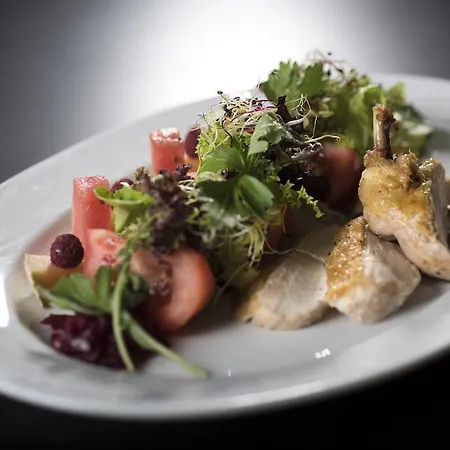 酒店 魏斯克罗伊茨酒店 3*