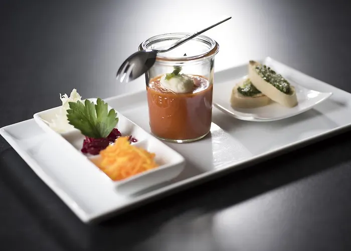 Weiss Kreuz Hotel 3*