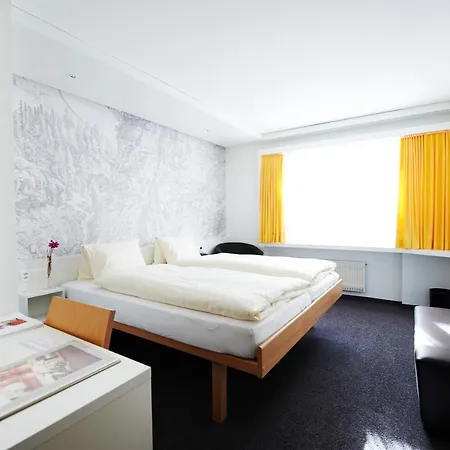 Weiss Kreuz Hotel