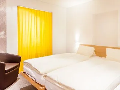 Hotel Weiss Kreuz 3*