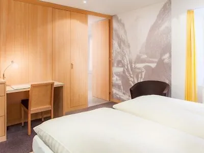 Weiss Kreuz Hotell