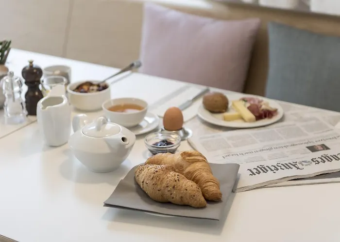 Szálloda Weiss Kreuz Thusis